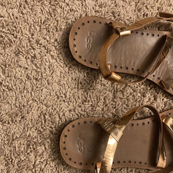 REPOSH this was an accidental purchase but was already shipped. - Picture 2 of 5